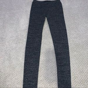 black/ gray leggings